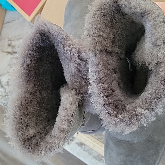 Ugg bailey button short boots - Picture 4 of 7